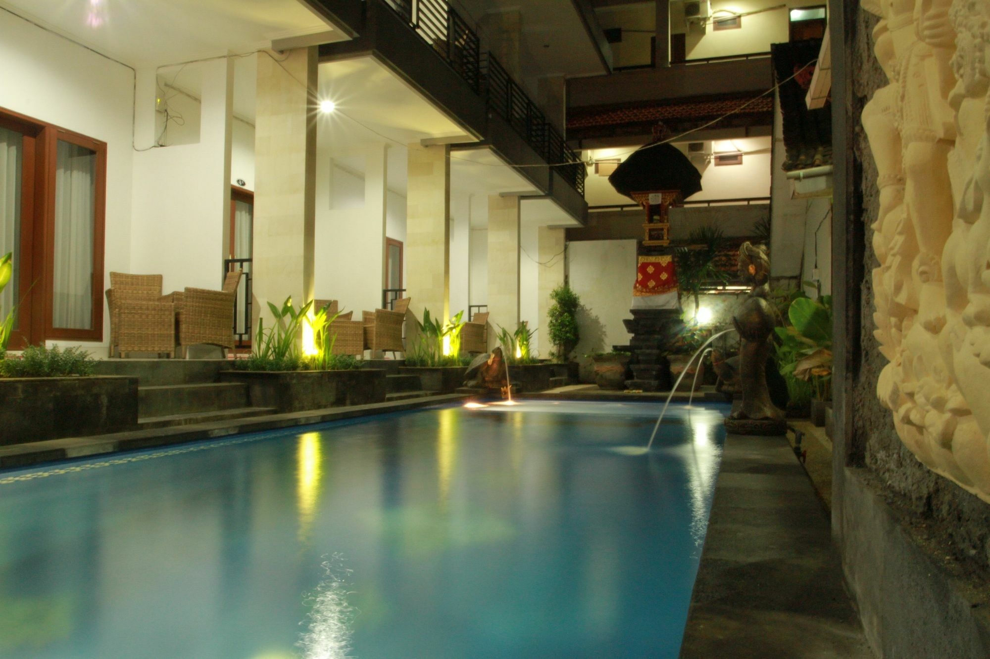 D'Gaduh Suite Kuta 庫塔 外观 照片